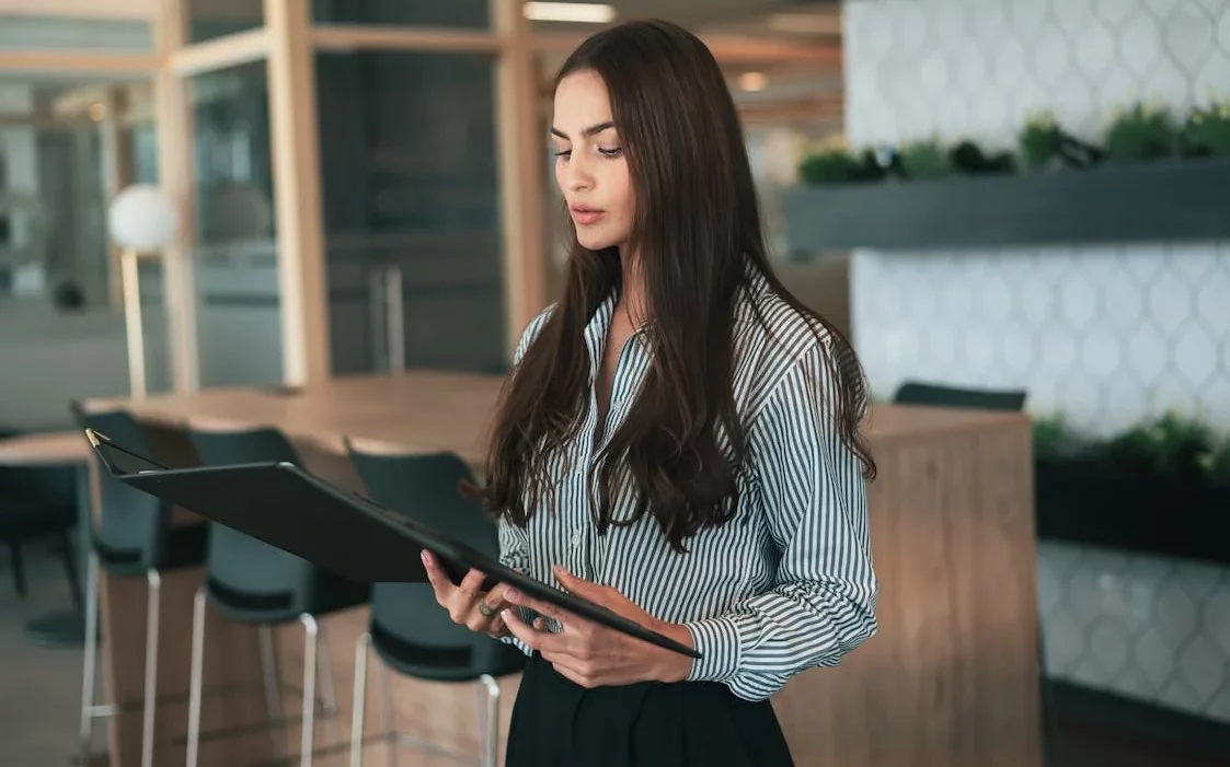 Se préparer aux concours en "médiant" à voix haute