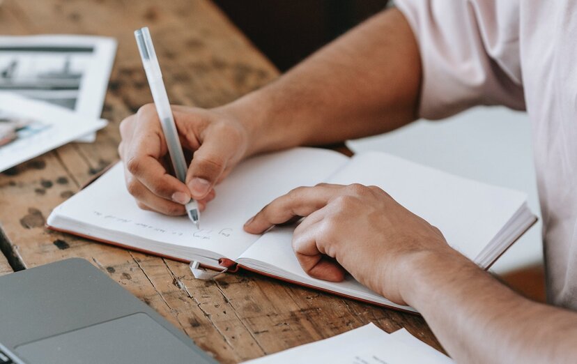 « Penser juste » en langue étrangère : le retour des exercices intelligents