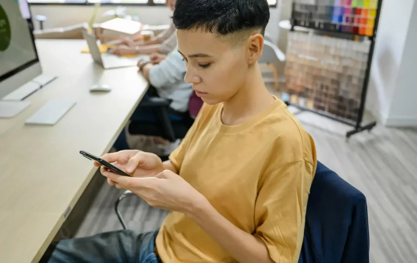 Faut-il encore apprendre à écrire en FLE à l'ère de l'IA ?